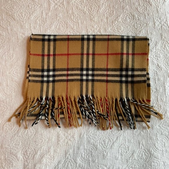 Tartan Scarf - Picture 3 of 3